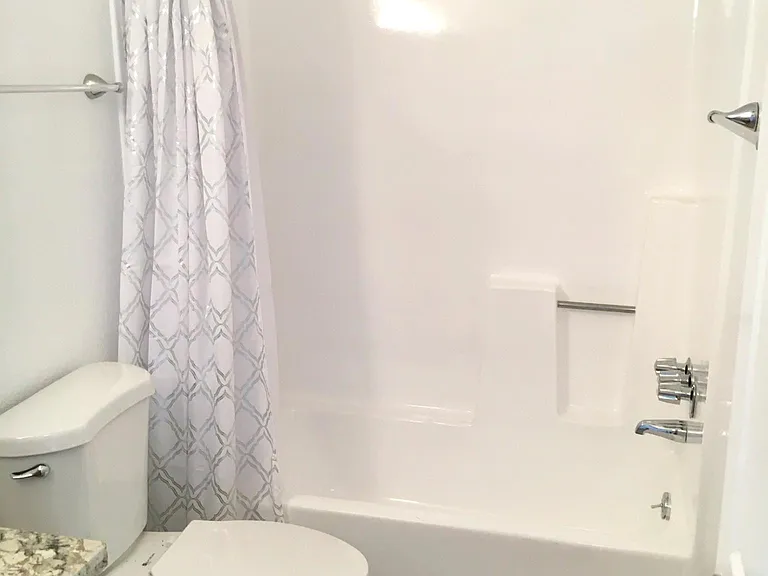 1545 W 207th St #3 — Photo 16