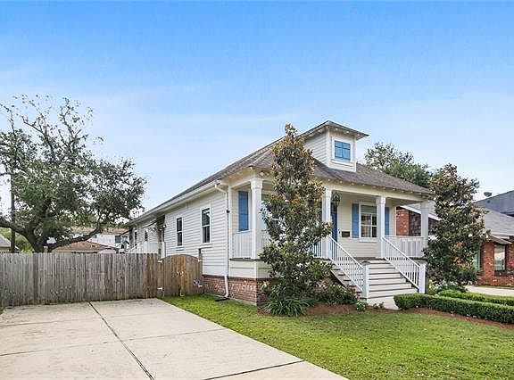 3rd image of 5889 Marcia Ave