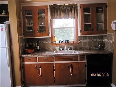 4th image of 8306 Oxford Dr