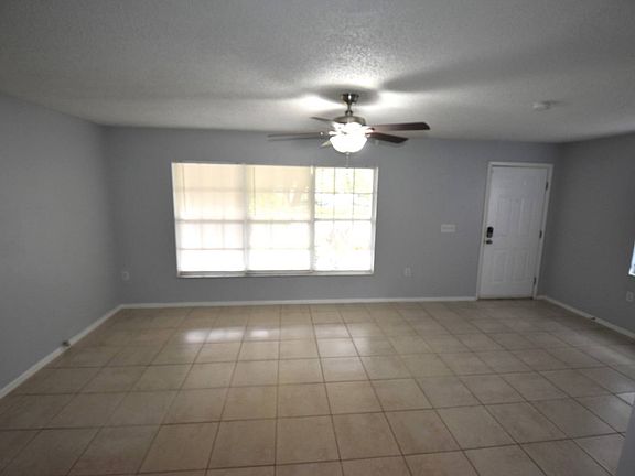 2nd image of 1107 W Knollwood St #1