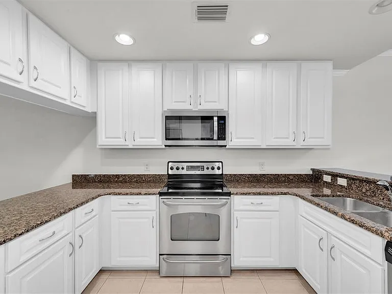 7069 Key Haven Rd #302 — Photo 6