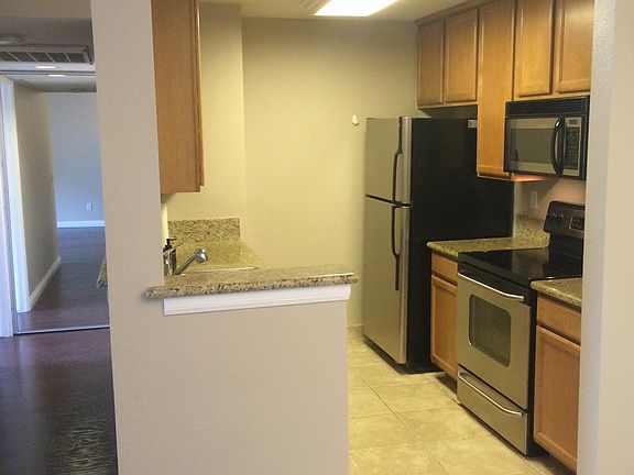 3rd image of 7180 Shoreline Dr Unit 5206