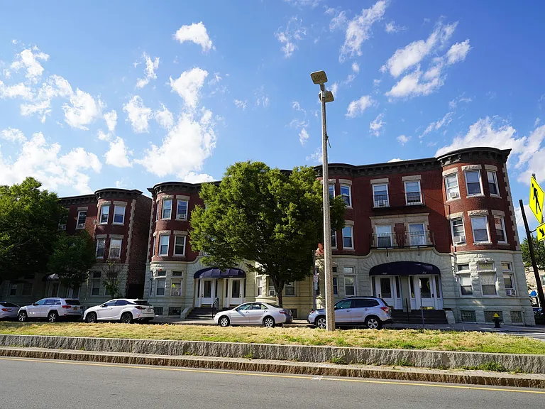 69 Brighton Ave #2 — Photo 23