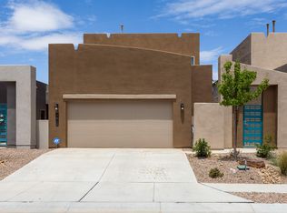 1612 Tierra Verde Loop NW, Los Lunas, NM 87031