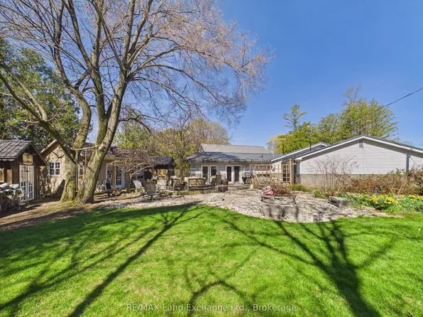 15 N Cedar Ln, Kincardine, ON N2Z 1B4