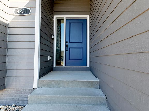 2nd image of 4231 Fremar Dr