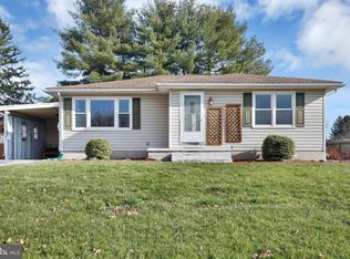 2370 Sycamore Rd, York, PA 17408