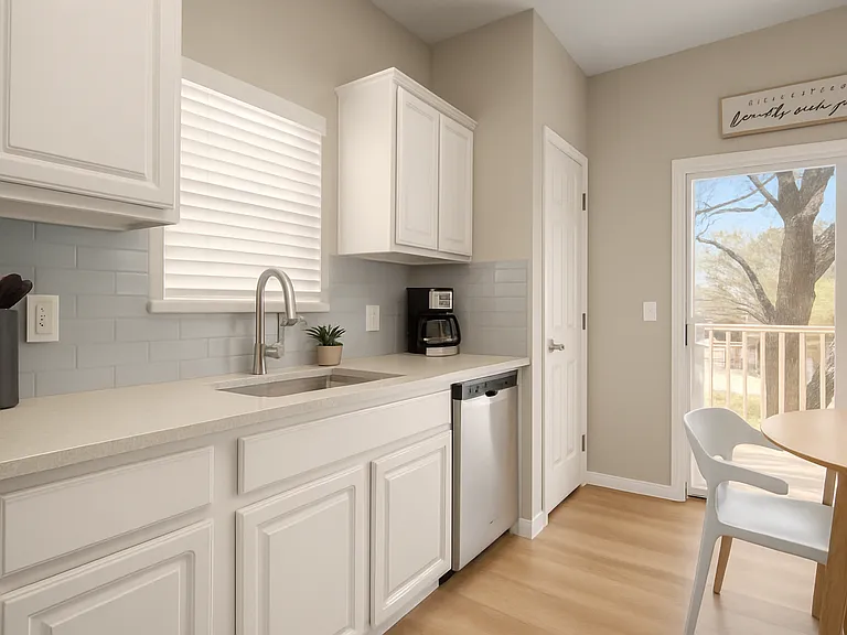 5303 Delores Ave #B — Photo 3