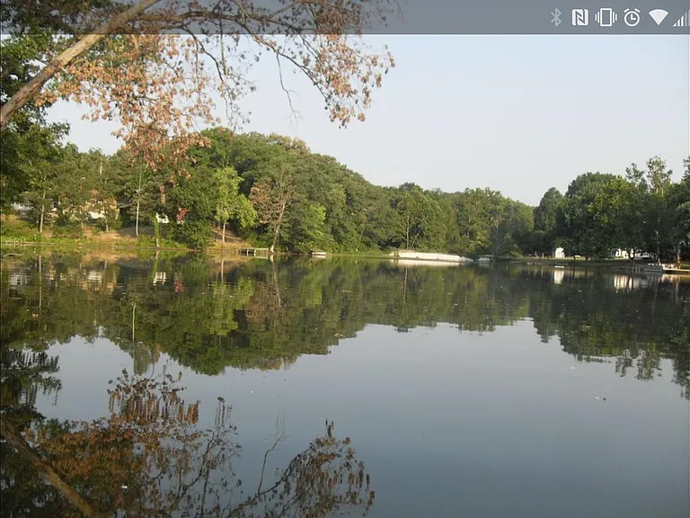 2395 S Lakeshore Dr — Photo 2