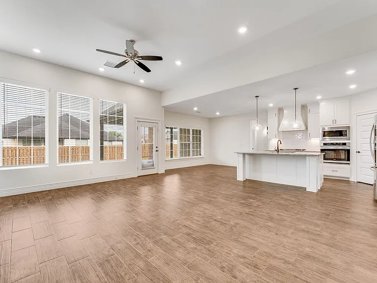 1100 Brandon Way — Photo 22