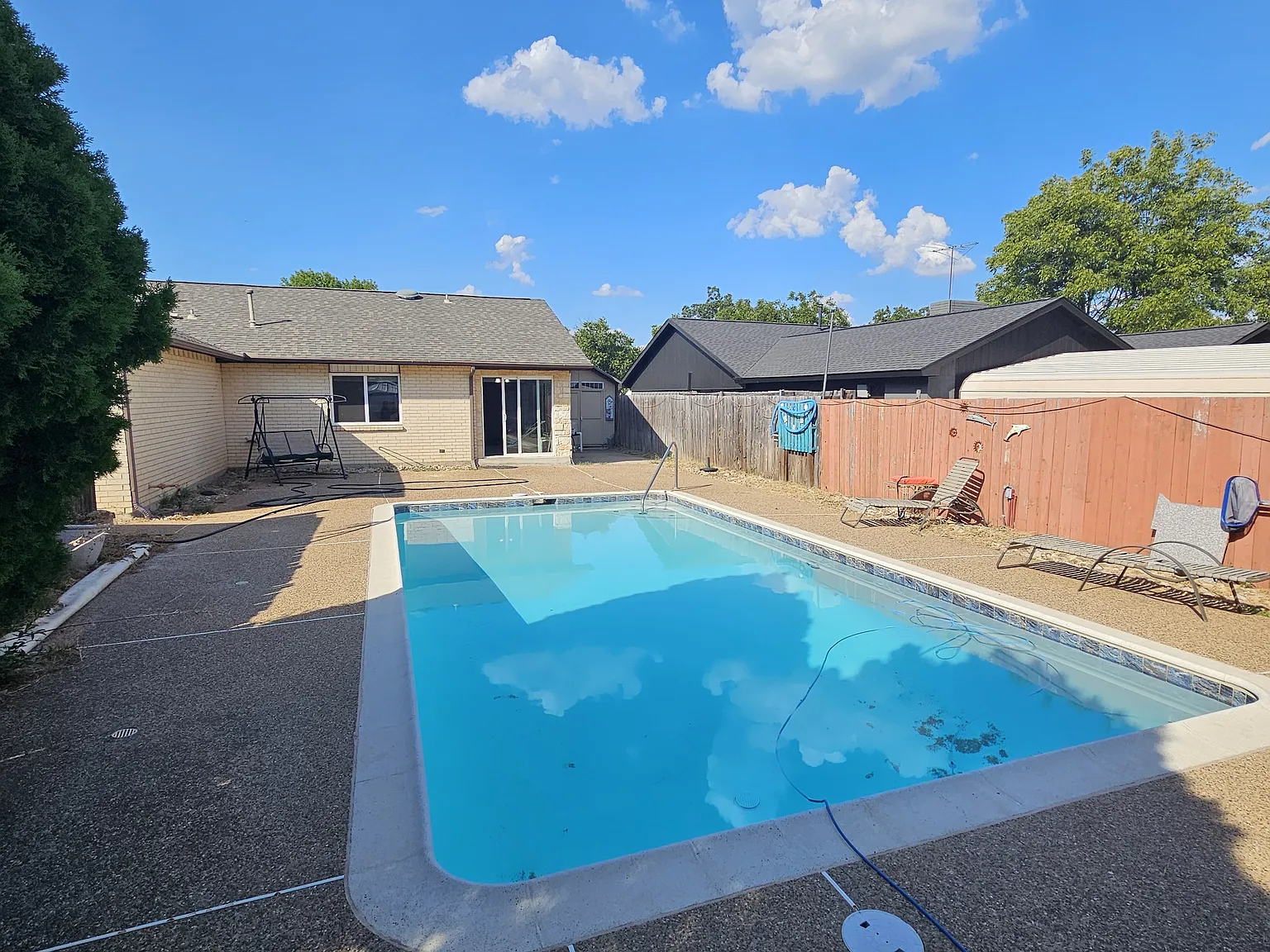 4 bed, 2125 sqft, $3,000 — Photo 4