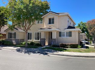 34432 Torrey Pine Ln, Union City, CA
