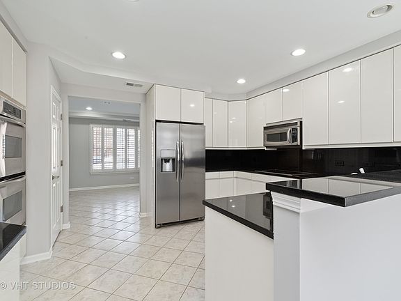 4th image of 21 Beaconsfield Ct