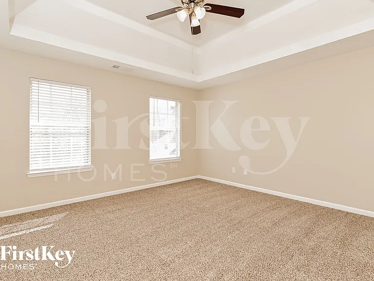 195 Dairyland Dr — Photo 6