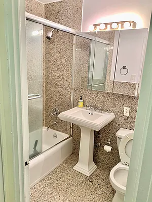 Rented by Olympia House Delaware LP | media 26