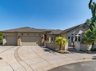 1950 Lakeview Dr, Eugene, OR 97408