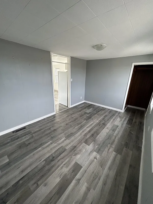 294 Frood Road Greater Sudbury — Photo 4