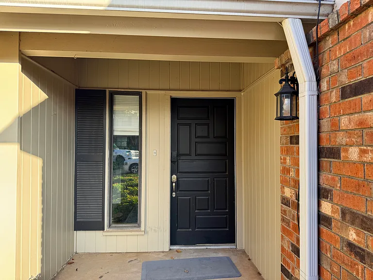2902 Village Cir — Photo 33