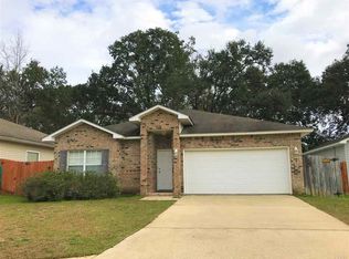 5800 Dandelion Ln, Pensacola, FL 32526