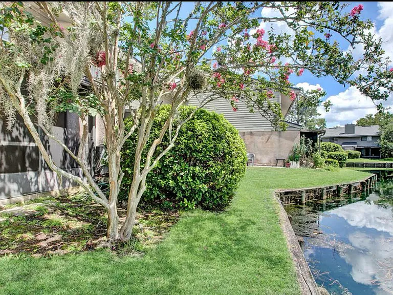 7623 Baymeadows Cir W — Photo 7