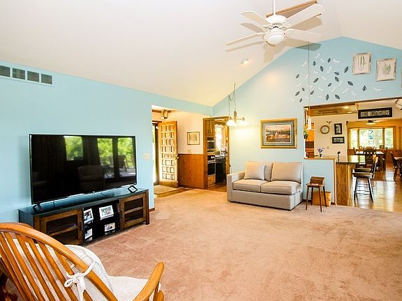 5th image of 3329 Eagle Ln