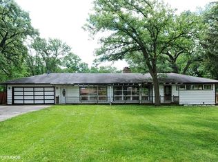 4585 Forest View Dr, Northbrook, IL 60062
