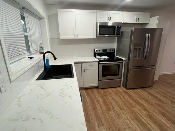 916 Spruce St #7, Martinsville, VA 24112
