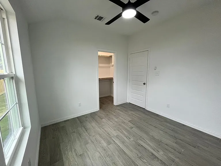 5706 Howell St #A — Photo 18