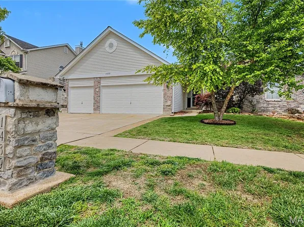 1439 Fox Ridge Ct, Arnold, MO 63010