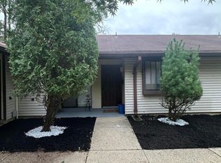 57 Amberly Dr UNIT C, Manalapan, NJ 07726