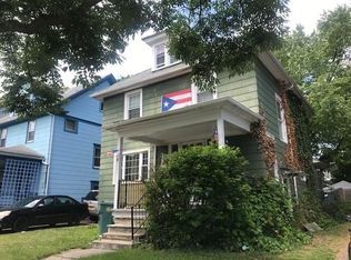 31 Sidney St, Rochester, NY 14609