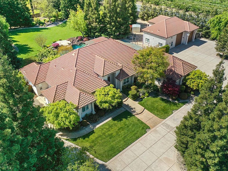 1st image of 10775 Chantel Ln