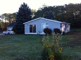 1055 Maple St, Manistee, MI 49660