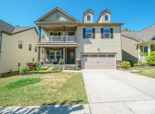 200 Rustling Waters Dr, Mooresville, NC 28117