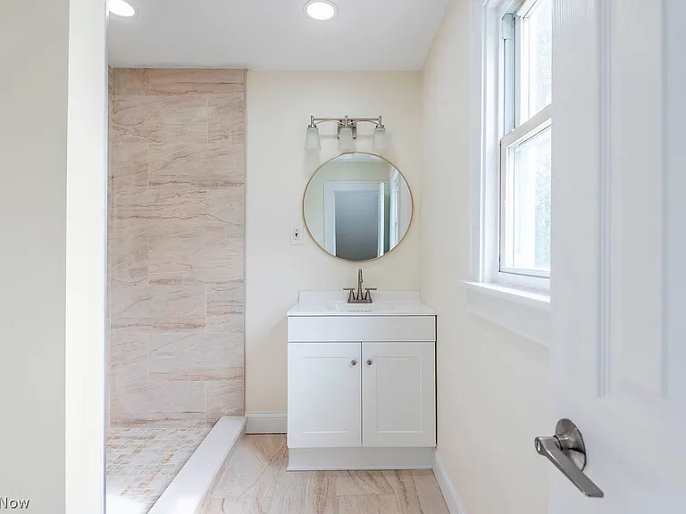 14016 Lakota Ave — Photo 25