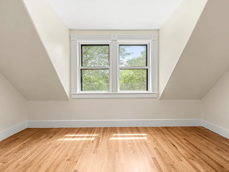 16 Loring Ave #3 — Photo 2