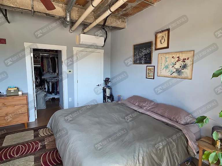 2915 John R St — Photo 12