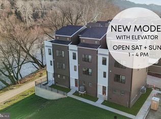 956 Riverplace Dr #56, Conshohocken, PA 19428
