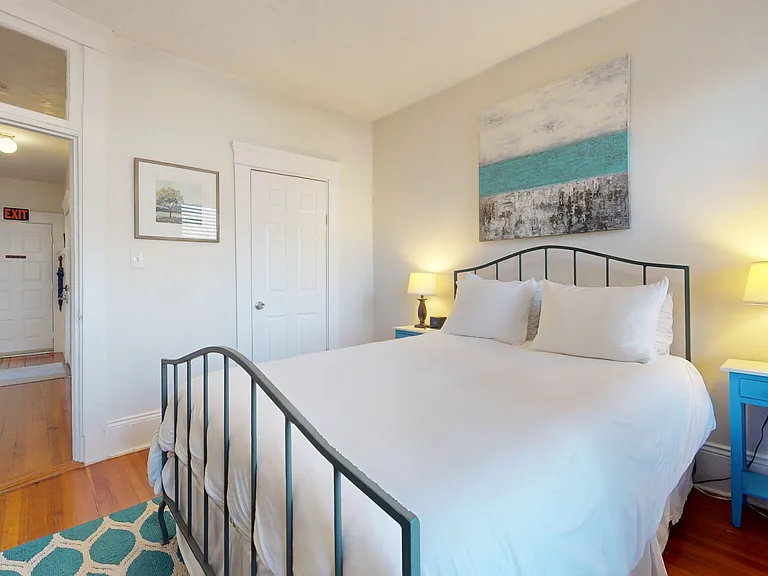 636 Washington St #4 — Photo 10