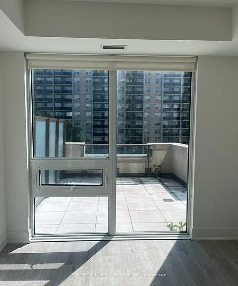 310 Tweedsmuir Ave #405 — Photo 6
