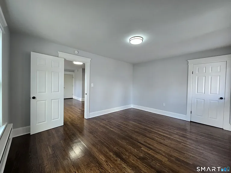 38 Beverly Ave — Photo 4
