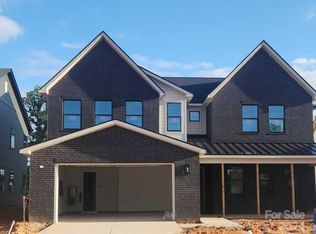 151 Windy Dell Dr, Tega Cay, SC 29708