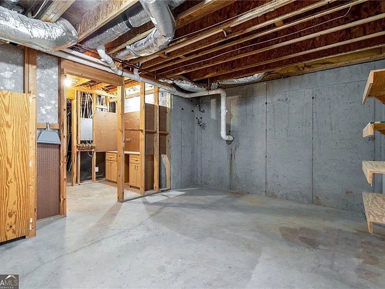 115 Wolf Willow Ct — Photo 49
