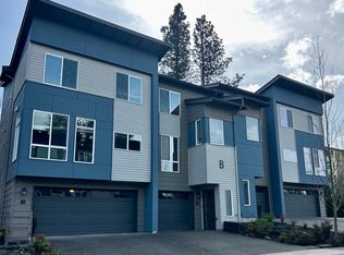 16201 Meadow Rd #B1, Lynnwood, WA 98087