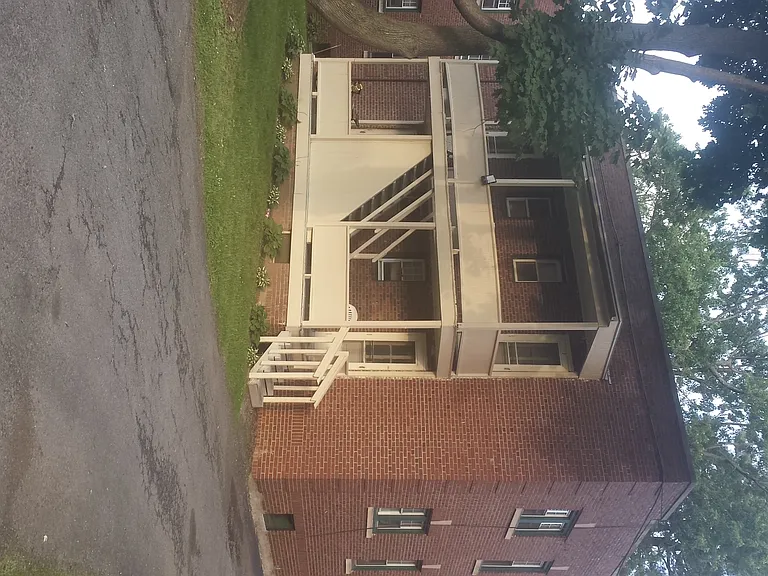 148 Manning Blvd — Photo 9