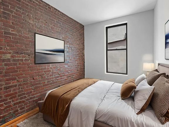 3rd image of 549 W 144th St #33