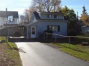 2nd image of 27 Lynchester St