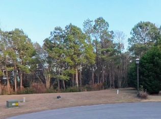 415 Wisteria Lane, Holly Ridge, NC 28445