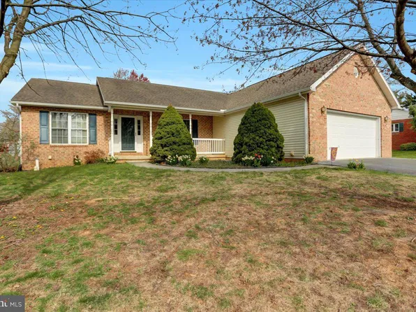 13363 Longview Ave, Waynesboro, PA 17268