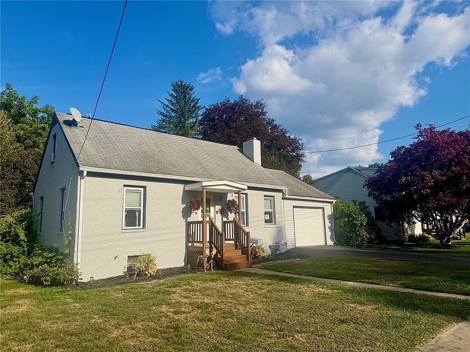 1st image of 845 W Circle Dr